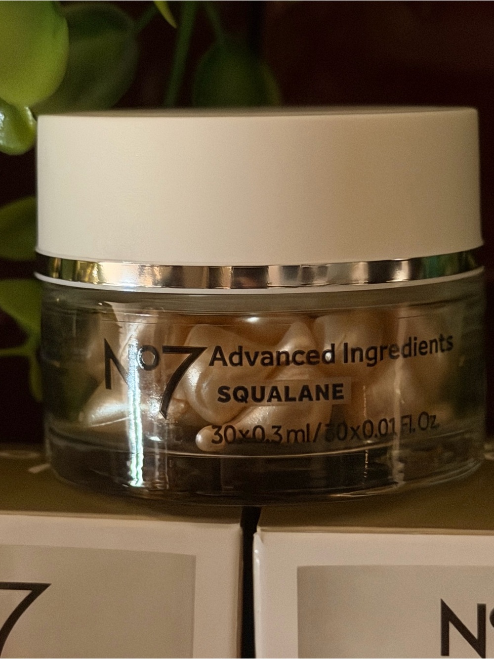 Squalane NO.7 Advanced Ingredients Facial Gold Capsules-Complimentary Face Mask - Picture 11 of 16